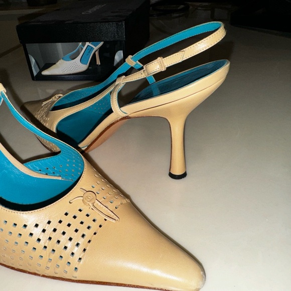 Chanel Beige Women's Slingback Heels - Picture 3 of 5